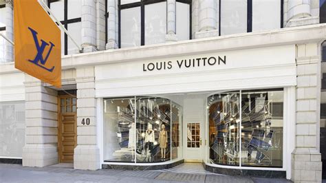 louis vuitton buyers near me|Louis Vuitton outlet store locator.